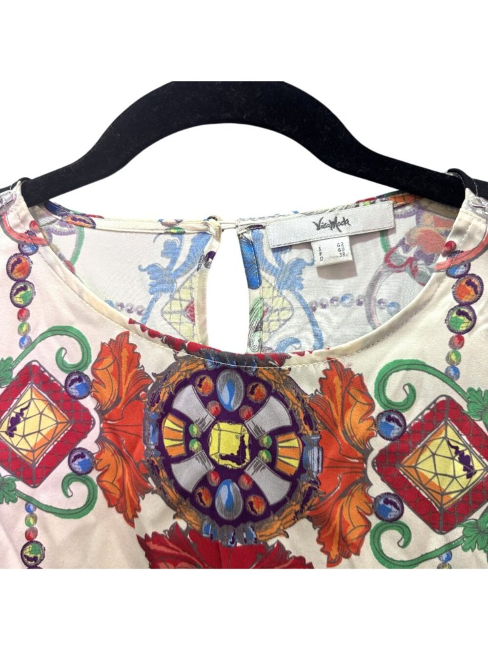 Vintage Vera Moda Silk Blouse Baroque Print Beaded Shoulder Size 38 M #4b - Picture 3 of 10
